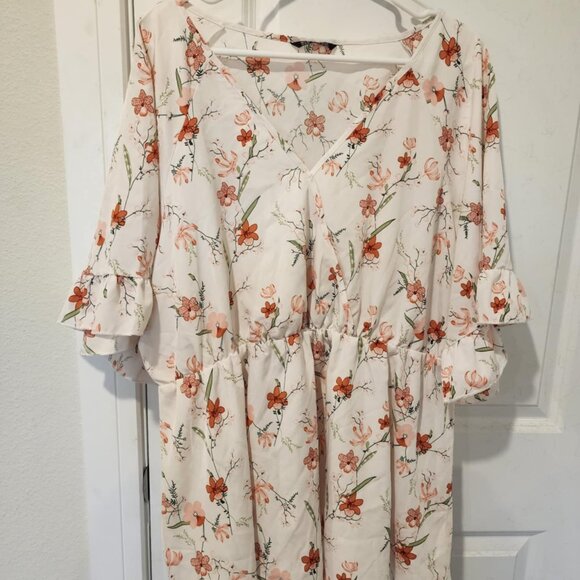 BloomChic Floral Print Ruffles Flounce Sleeve Surplice Neck Blouse - Picture 2 of 4